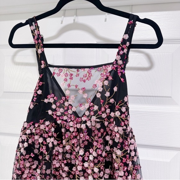 For Love & Lemons Jean Mini Dress Sequin Embellished
Tulle Cherry Blossom XS - Picture 5 of 12